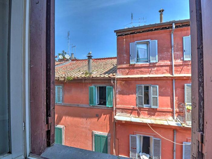 Appartamento bilocale in affitto in Vicolo del Leopardo, Trastevere, Roma