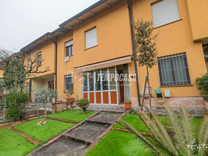 Casa con 6 locali in vendita in Via Niccolò Machiavelli, Soliera