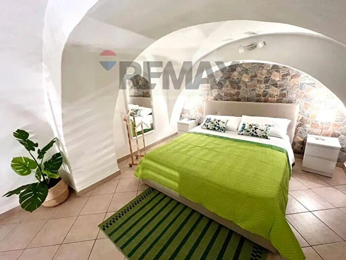 Appartamento bilocale in vendita in Via Naumachia, Catania