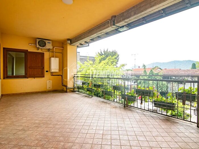 Appartamento quadrilocale in vendita in Erbusco