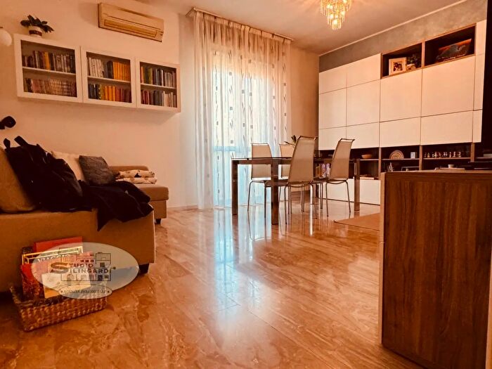 Appartamento trilocale in vendita in Via Corassori, Formigine