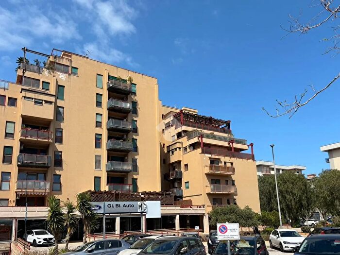 Appartamento quadrilocale in vendita in Via Città di Palermo, Bagheria