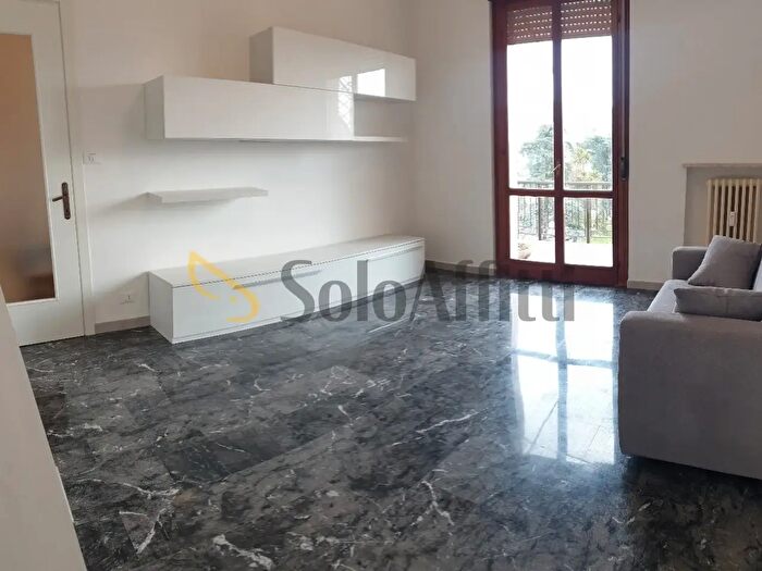 Appartamento trilocale in affitto in Via Celeri, Legnago