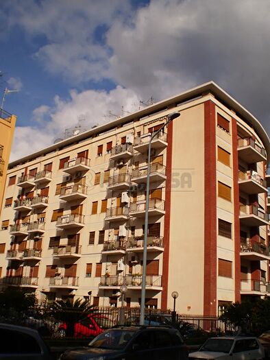 Appartamento quadrilocale in affitto in Viale Regina Elena, Messina