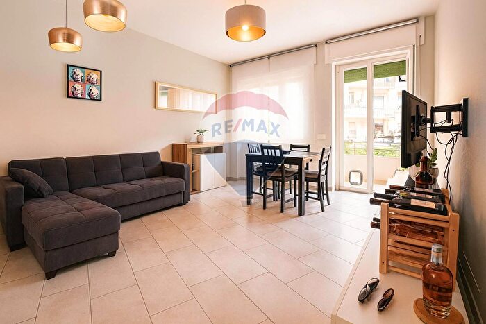 Appartamento trilocale in vendita in Livorno