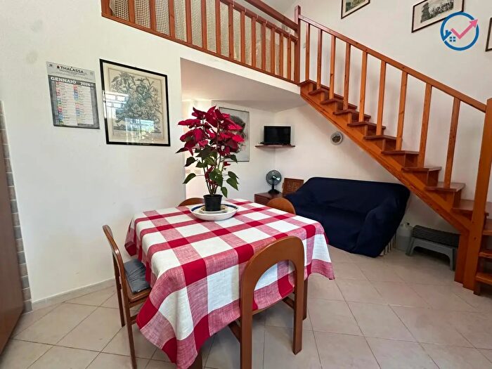 Appartamento bilocale in vendita in Tempio della Vittoria, Campofelice Di Roccella