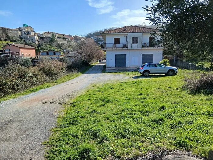 Appartamento quadrilocale in vendita in Via Pulsano, Dipignano