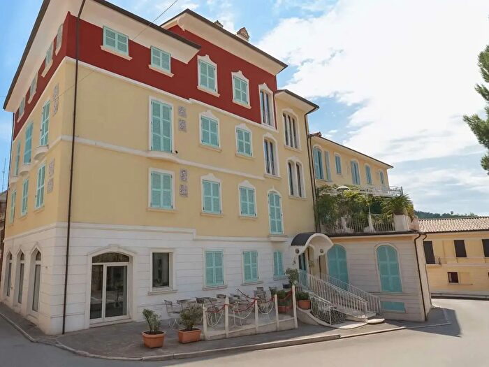 Appartamento bilocale in vendita in Via Pascoli, Numana