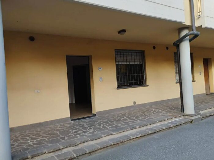 Appartamento bilocale in vendita in Via Roma, Pontedera