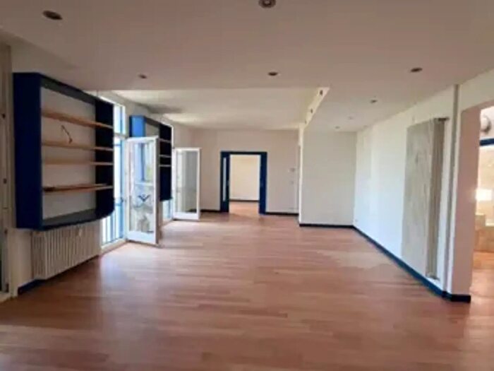 Appartamento con 6 locali in vendita in Venezia