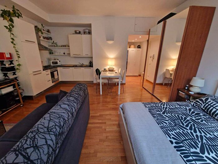 Appartamento monolocale in affitto in Via Valsugana, Ripamonti Fondazione Prada, Milano