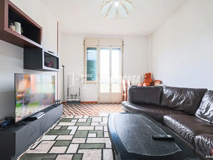 Appartamento trilocale in vendita in Viale G Marconi, Lugo