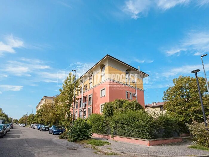 Appartamento trilocale in vendita in Via Falcone, San Pietro In Casale