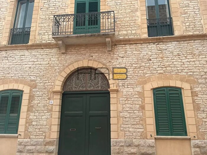 Appartamento bilocale in affitto in Erice