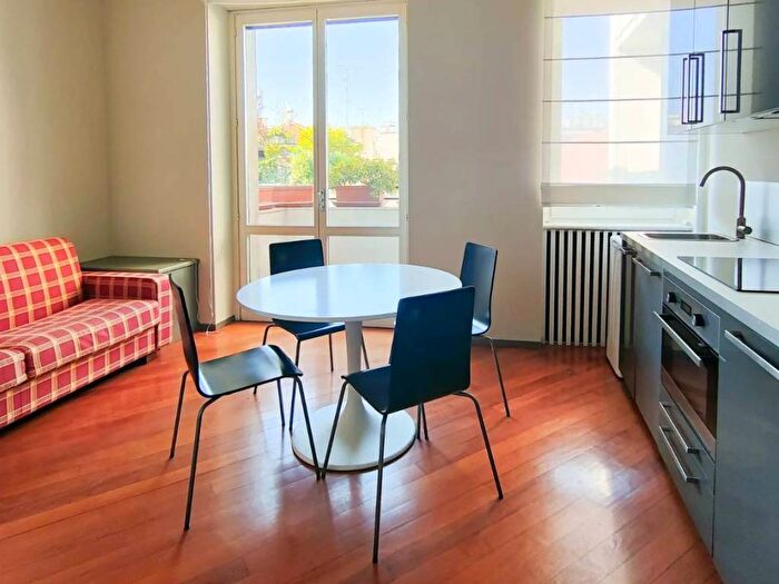 Appartamento bilocale in affitto in Via Giuseppe Sapeto, Corso Genova, Milano