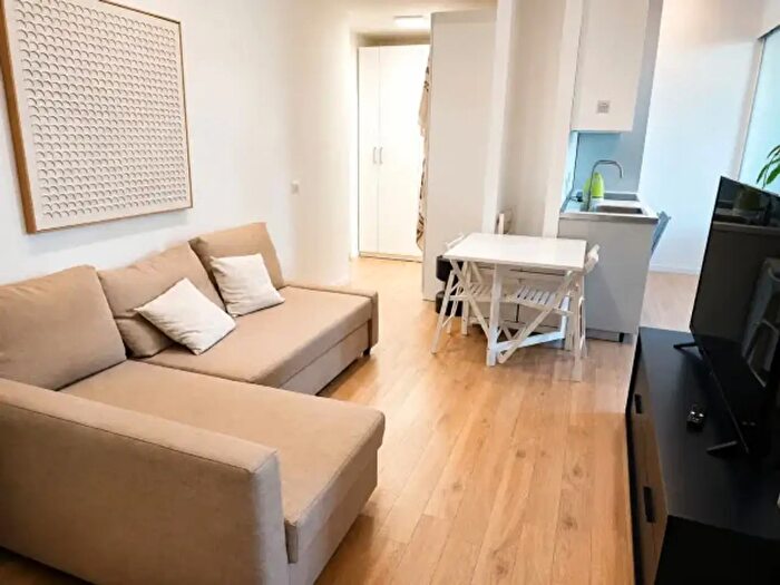 Appartamento trilocale in affitto in Piazzale Lodi, Milano