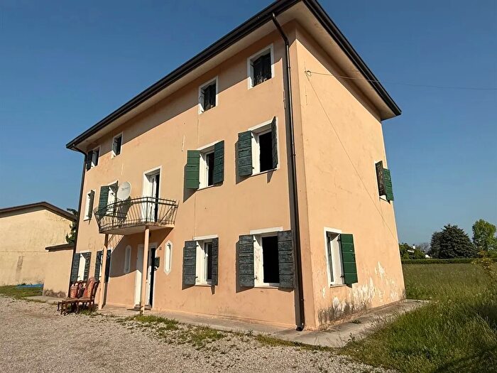 Casa in vendita in Pasiano di Pordenone, Pasiano Di Pordenone