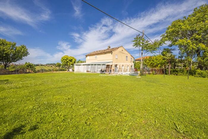 Casa quadrilocale in vendita in Via San Giuseppe, Corridonia