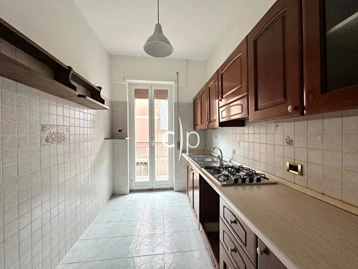 Appartamento trilocale in vendita in Via Torrita di Siena, Roma