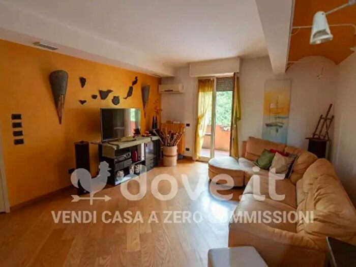 Appartamento con 6 locali in vendita in Piazza Guido Rossa, Modena