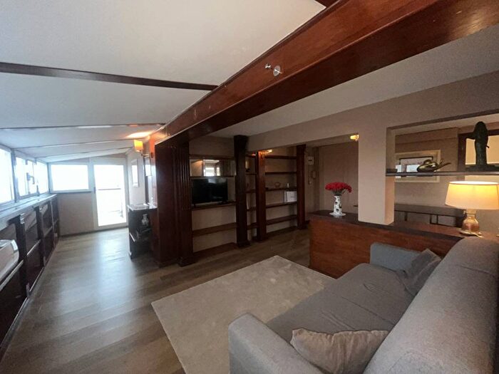 Casa monolocale in affitto in Largo di Vigna Stelluti, Vigna Clara Vigna Stelluti, Roma