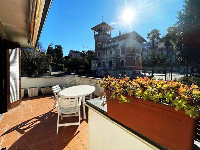 Appartamento quadrilocale in vendita in Stresa