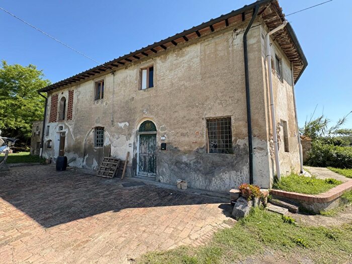 Casa con 10 locali in vendita in Sanminiatese, Castelfiorentino