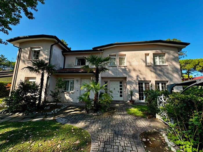 Casa con 6 locali in vendita in Via del Ginepro, Isola Albarella, Rosolina