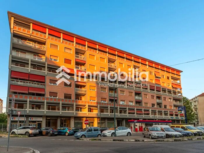 Appartamento con 6 locali in vendita in Corso Racconigi, Torino