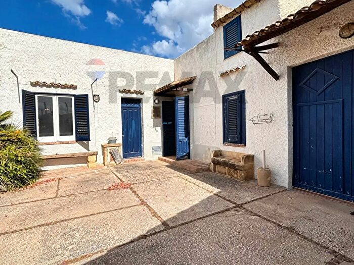 Casa con 6 locali in vendita in Contrada Fornara, Marsala