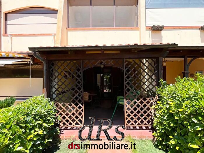 Appartamento trilocale in vendita in Viale Nausicaa, Pisticci