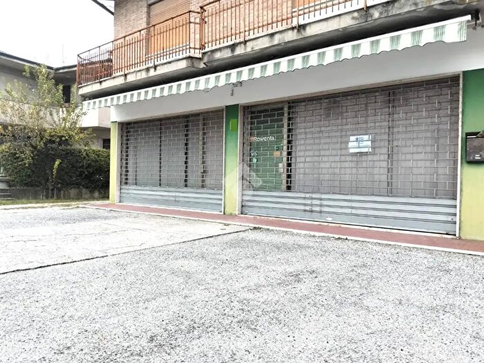 Appartamento monolocale in vendita in Via Roma, Cervarese Santa Croce