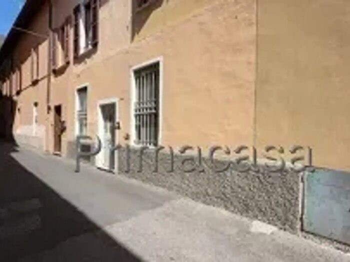 Appartamento trilocale in affitto in Tartaglia, Toscolano Maderno