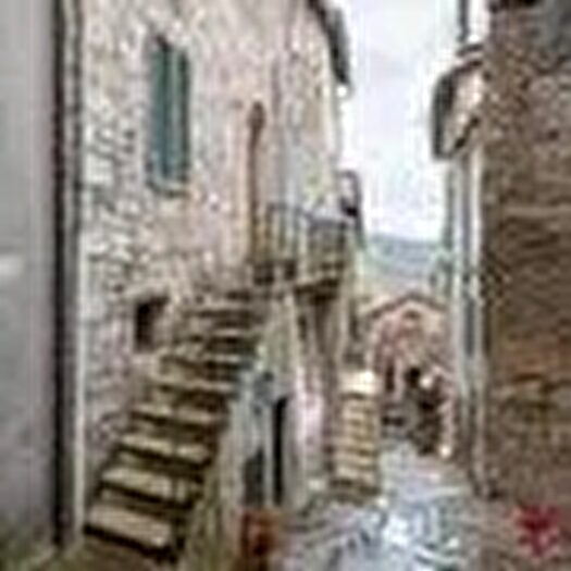 Casa in vendita in Via della Ruga Montieri Gr Italia, Montieri