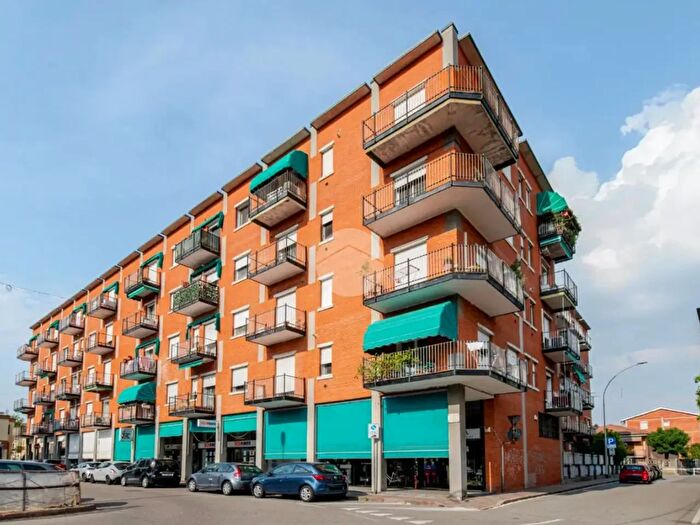 Appartamento quadrilocale in vendita in Via Carroccio, Gaggiano