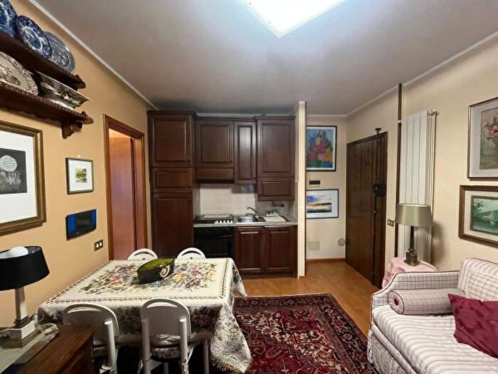 Appartamento bilocale in vendita in Via Spiazzi, Ponte Nossa