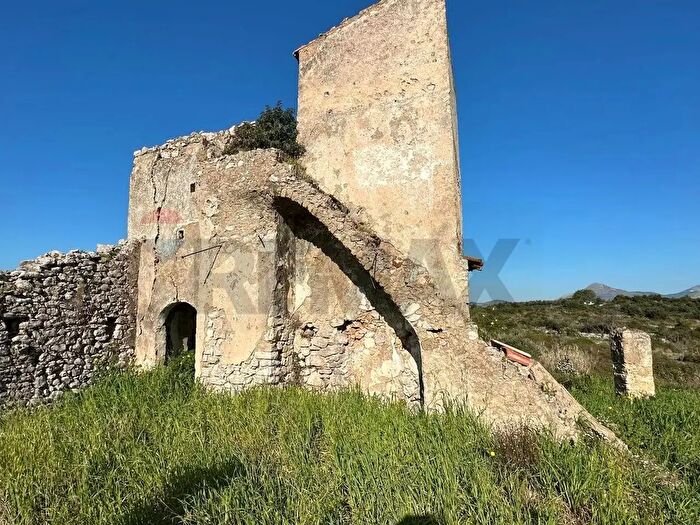 Casa con 5 locali in vendita in Gaeta