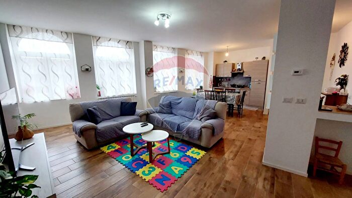 Appartamento con 5 locali in vendita in Sovere