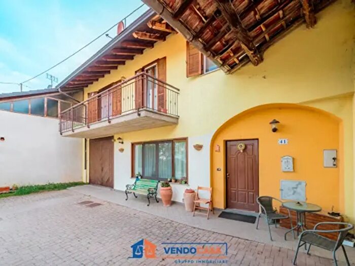 Case in Vendita e in Affitto - 2