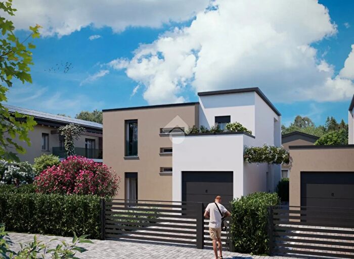 Casa con 5 locali in vendita in Via Emilia Est, Rubiera