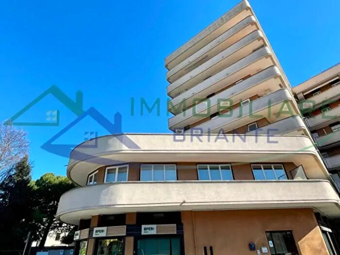 Appartamento trilocale in vendita in Via Rebaglia, Somma Lombardo