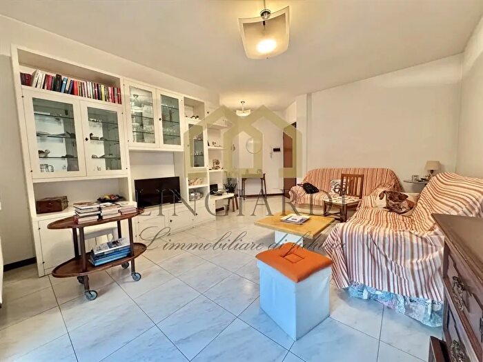 Appartamento trilocale in vendita in Via Bruno Buozzi, Lodi