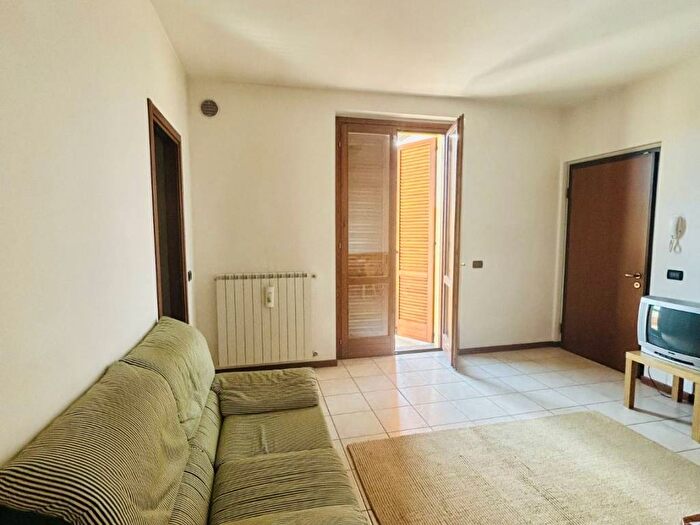 Appartamento trilocale in affitto in Centro, Pontenure