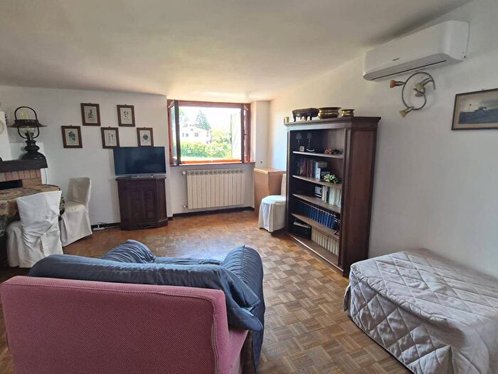 Appartamento monolocale in affitto in Via Suzzara, Labaro, Roma