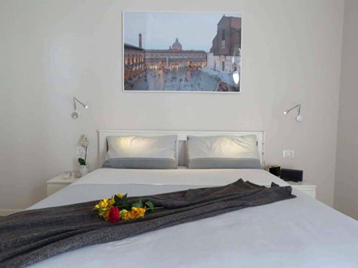 Appartamento bilocale in affitto in Via di Corticella, Bolognina, Bologna