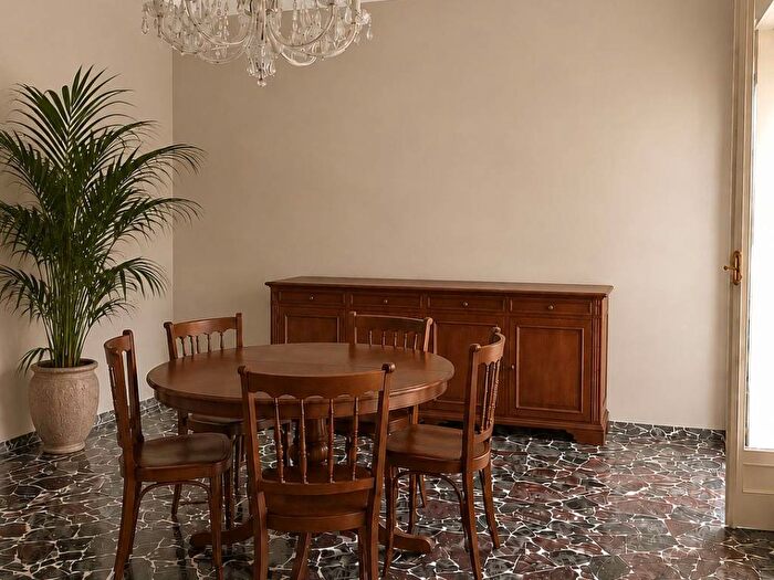Appartamento quadrilocale in affitto in Via Castelfidardo, Campo di Marte, Firenze