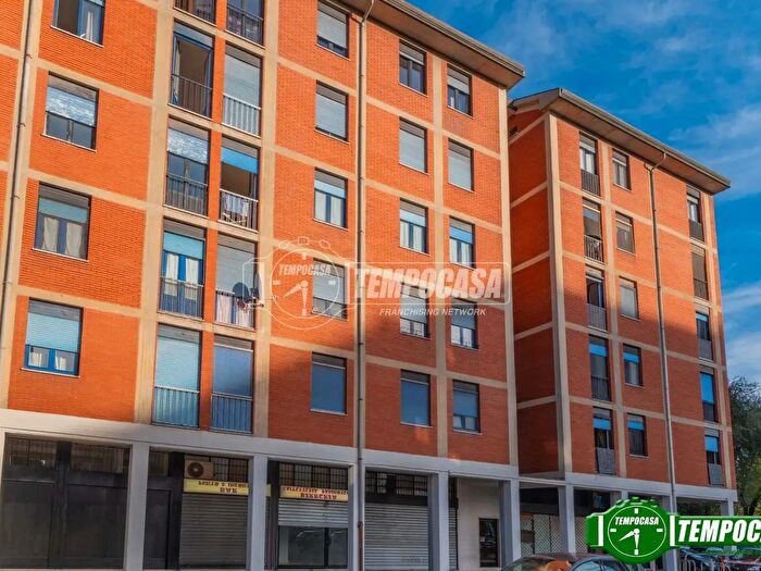 Appartamento bilocale in vendita in Via Longarone, Milano