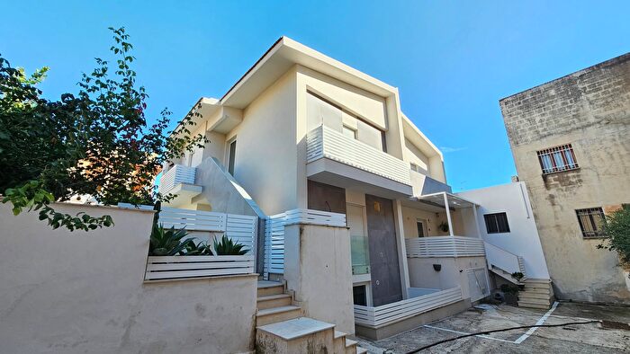 Appartamento quadrilocale in vendita in Via Giombattista Magnaghi, Modica