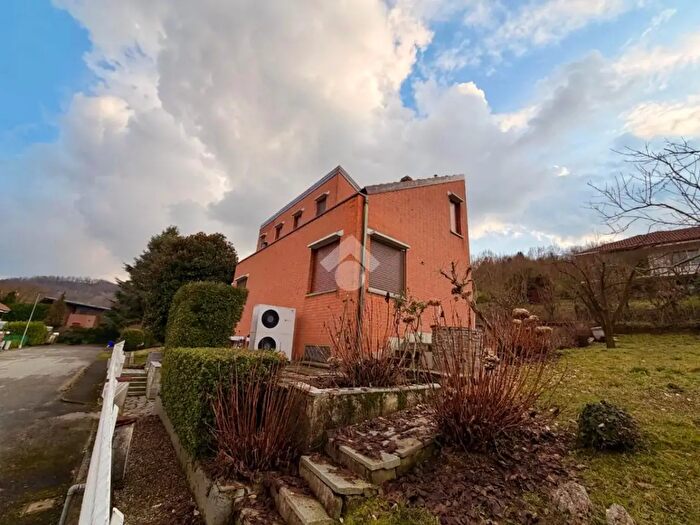 Casa con 6 locali in vendita in Via San Maurizio, Gassino Torinese