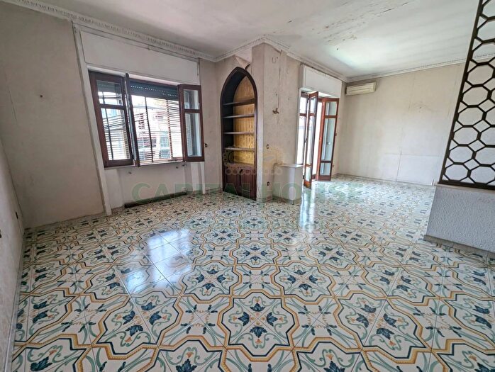 Appartamento con 10 locali in vendita in Via Mario De Sena, Nola
